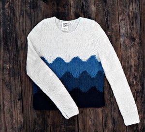 Open image in slideshow, Womens · sweater ≈ WaVe
