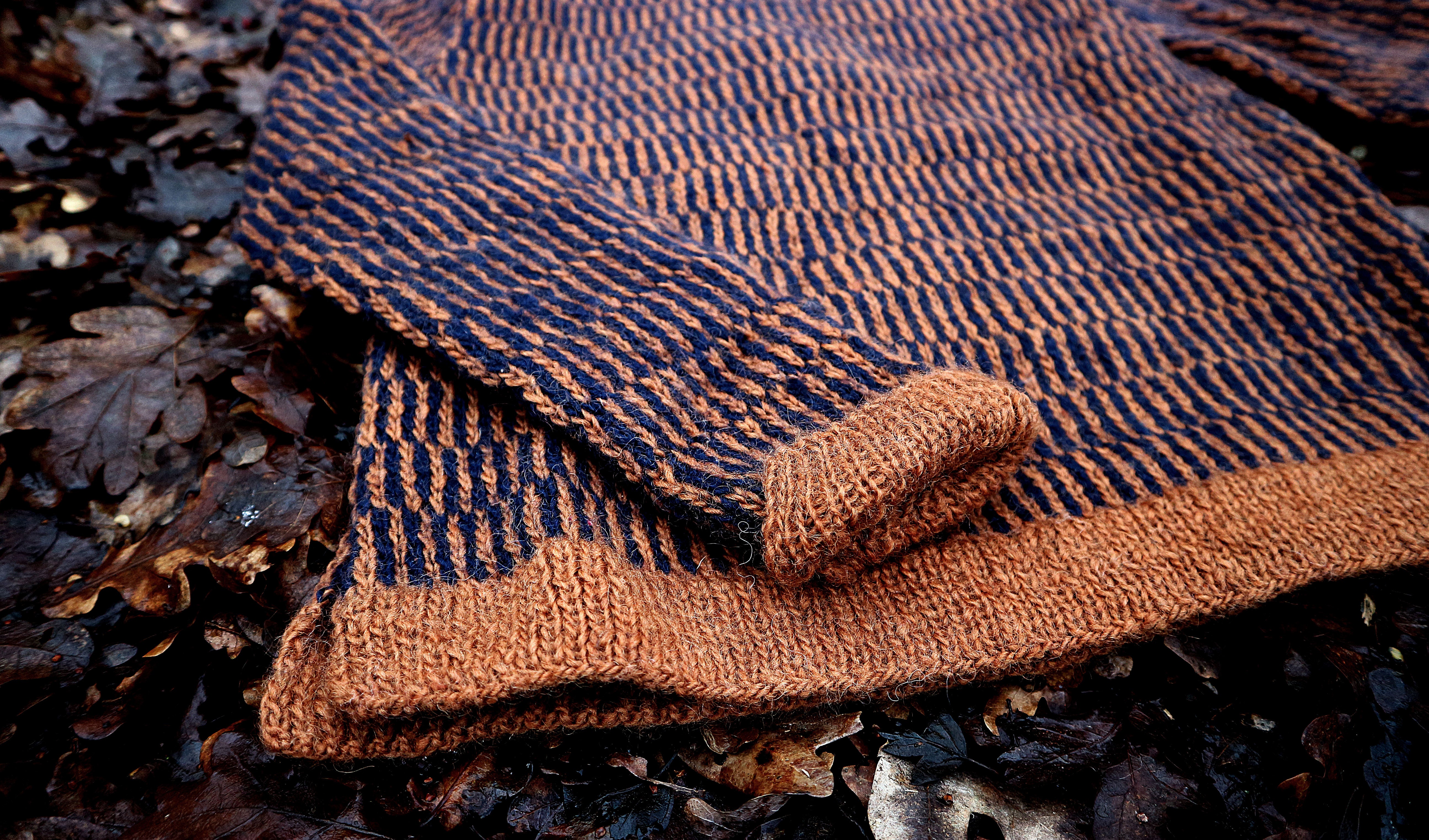 Womens · sweater - Fisherman I|I|I| Rust & Deep blue