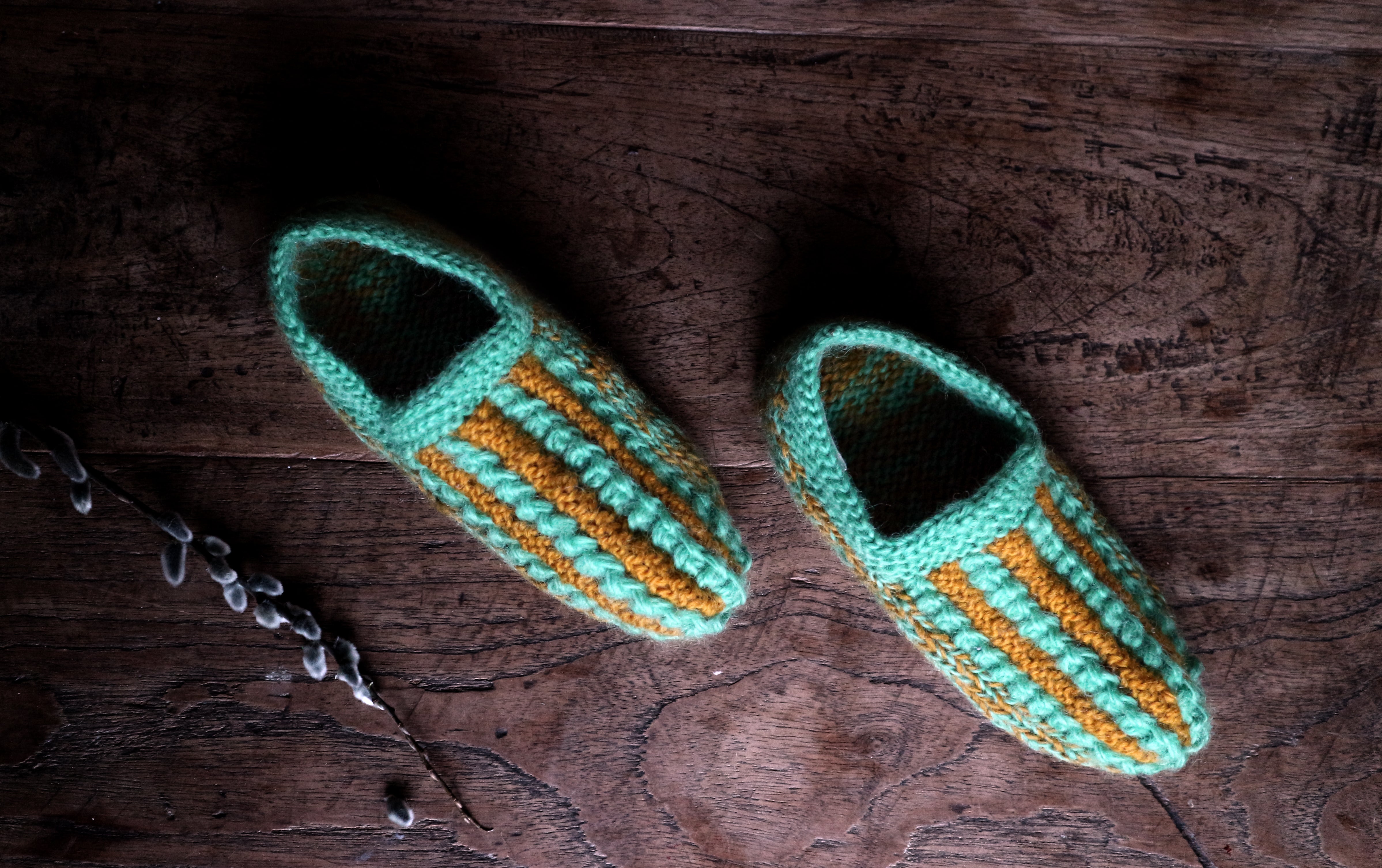 Knitted  ° slippers
